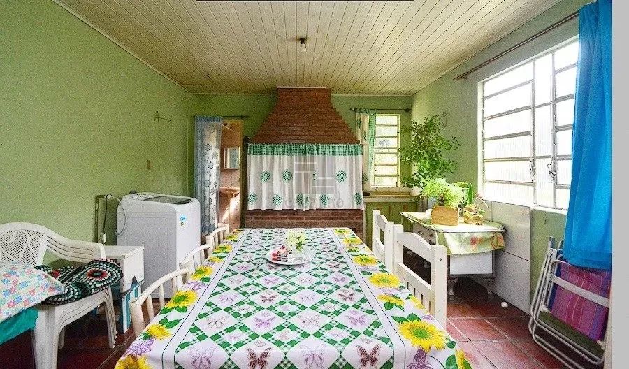 VENDO CASA C/ ÓTIMA LOCALIZAÇÃO  - Foto 2