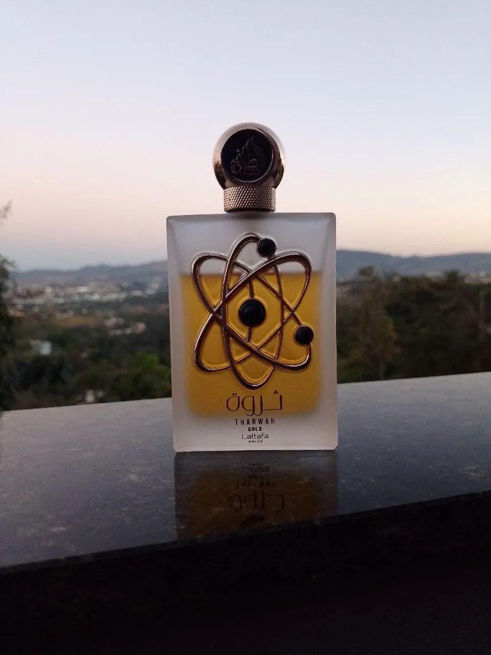 Perfume Tharwah Gold Lattafa
