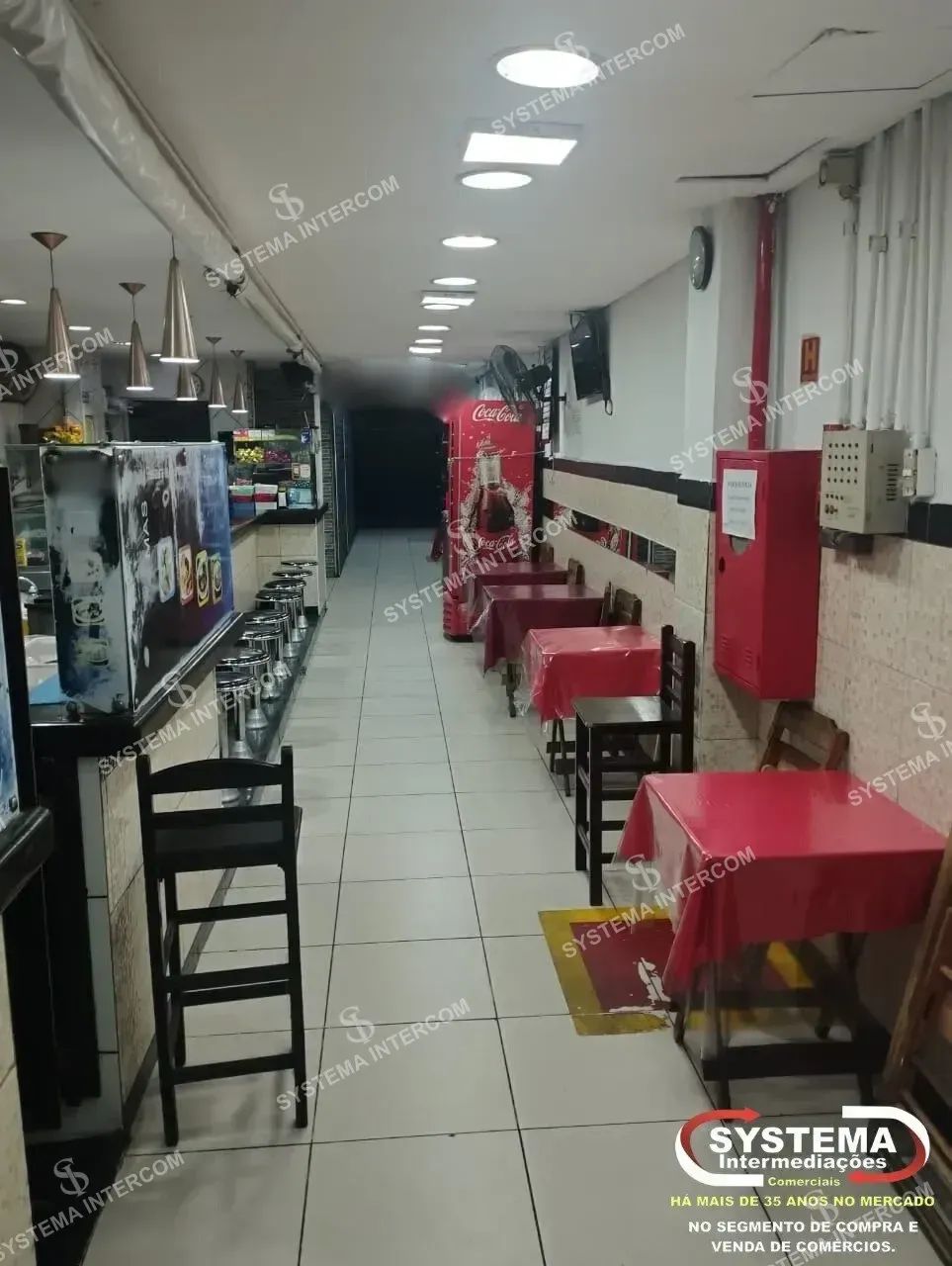 Restaurante e lanchonete no centro de São Paulo