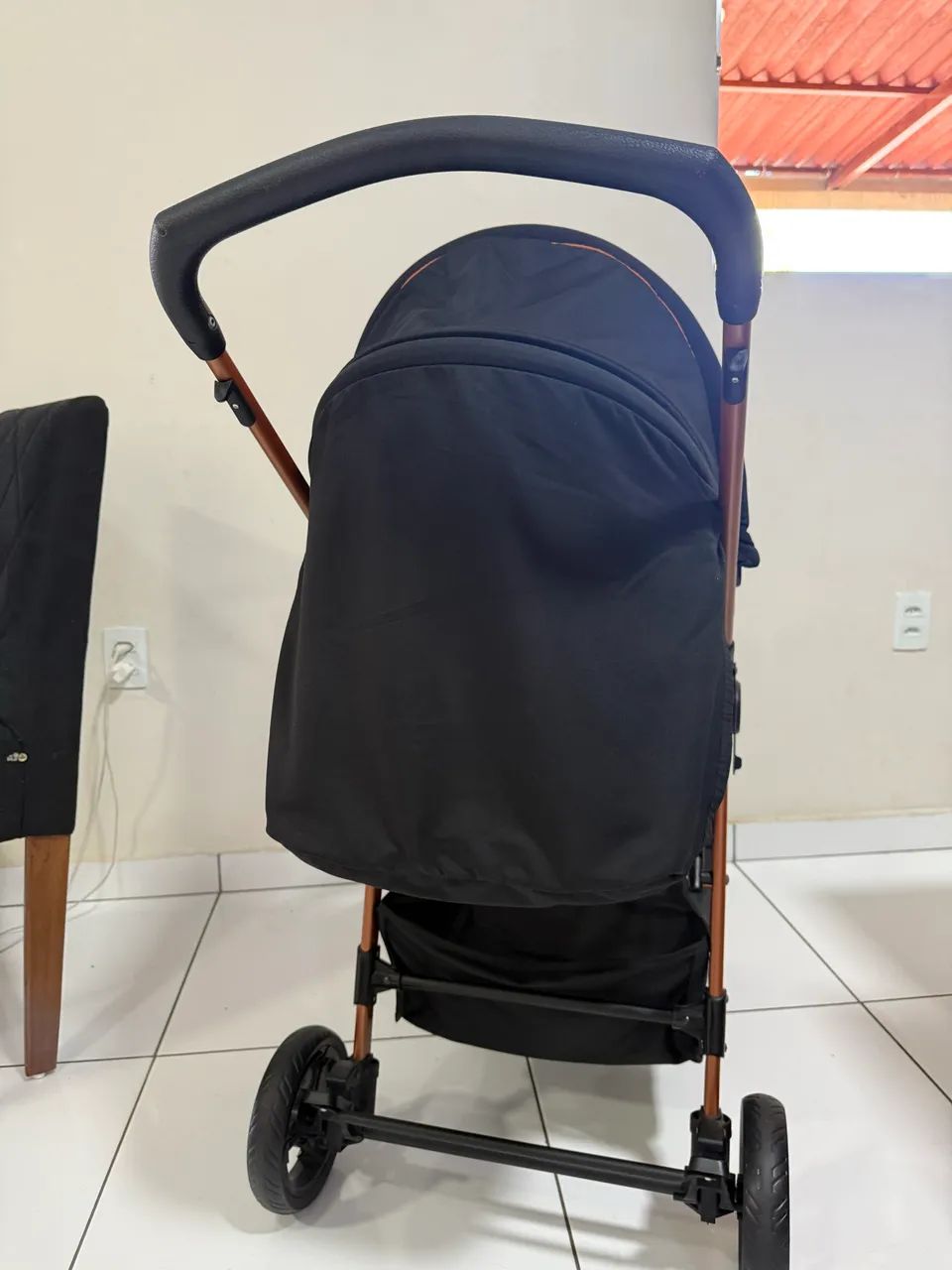 Vendo carrinho de bebê e bebê conforto. - Foto 5