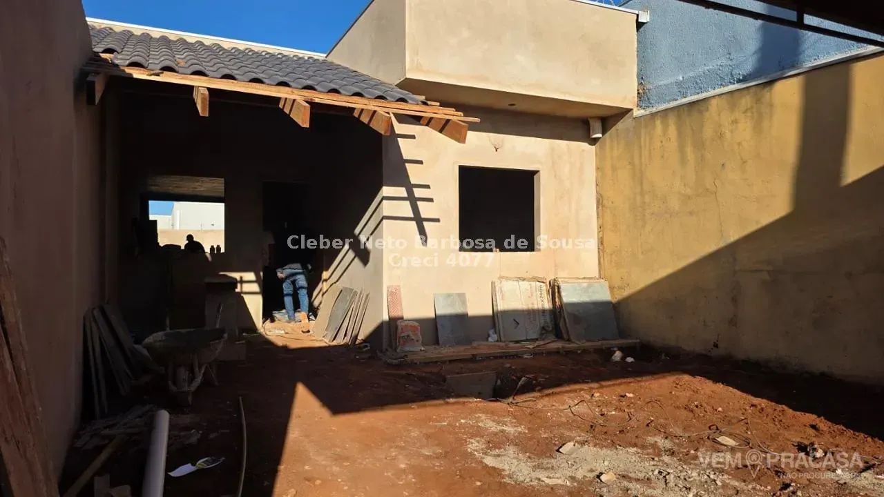 2 DORMITÓRIOS SENDO UMA SUÍTE E CÔMODOS AMPLOS! - Foto 2