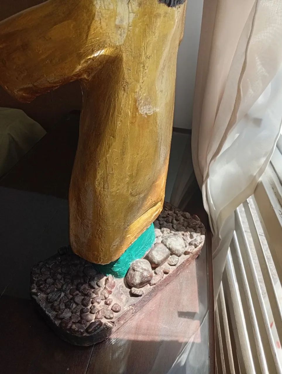 Imagem com mais de 85 anos, madeira e gesso. - Foto 3