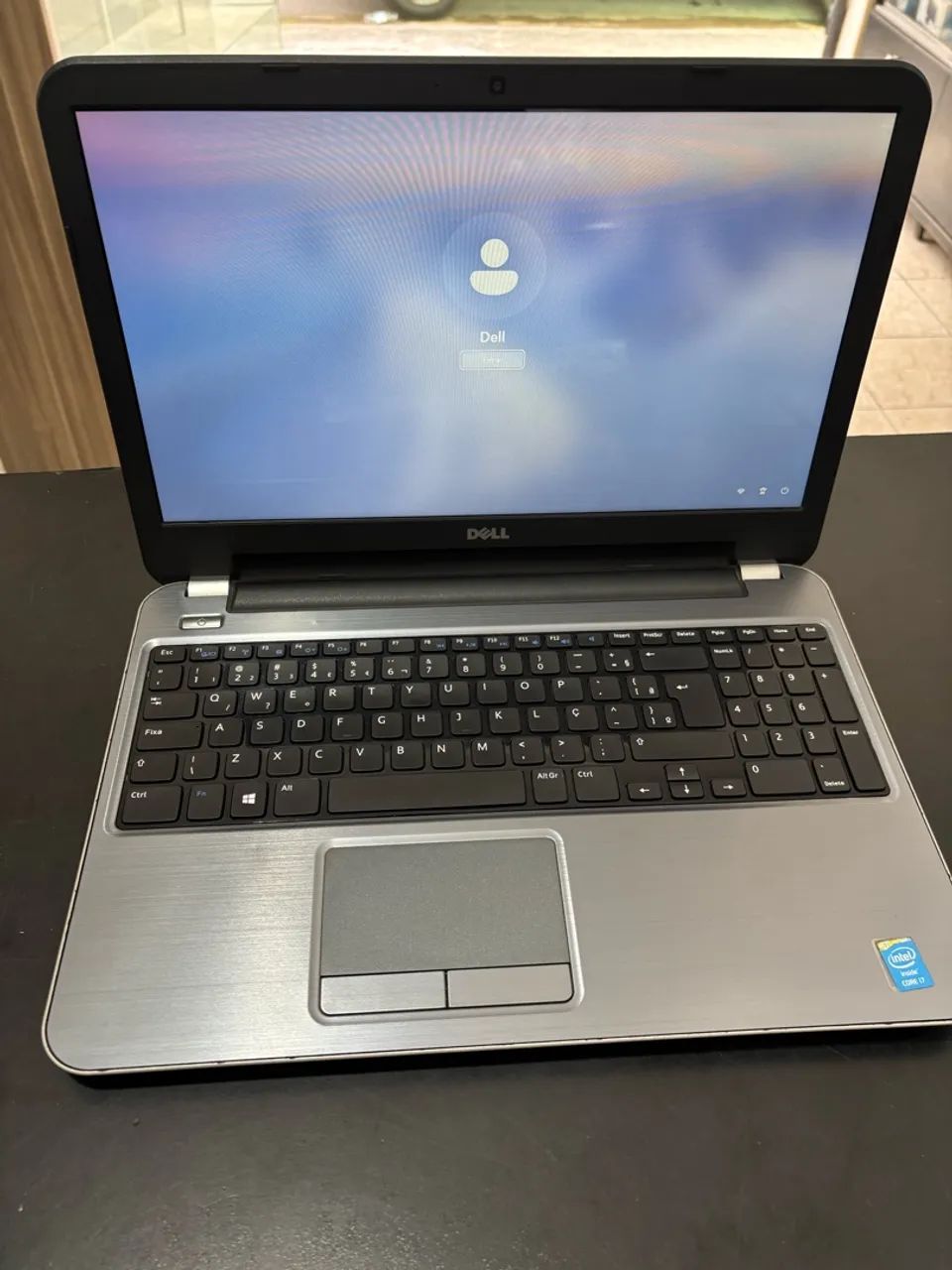 Notebook Dell P28F Core I7  - Foto 3