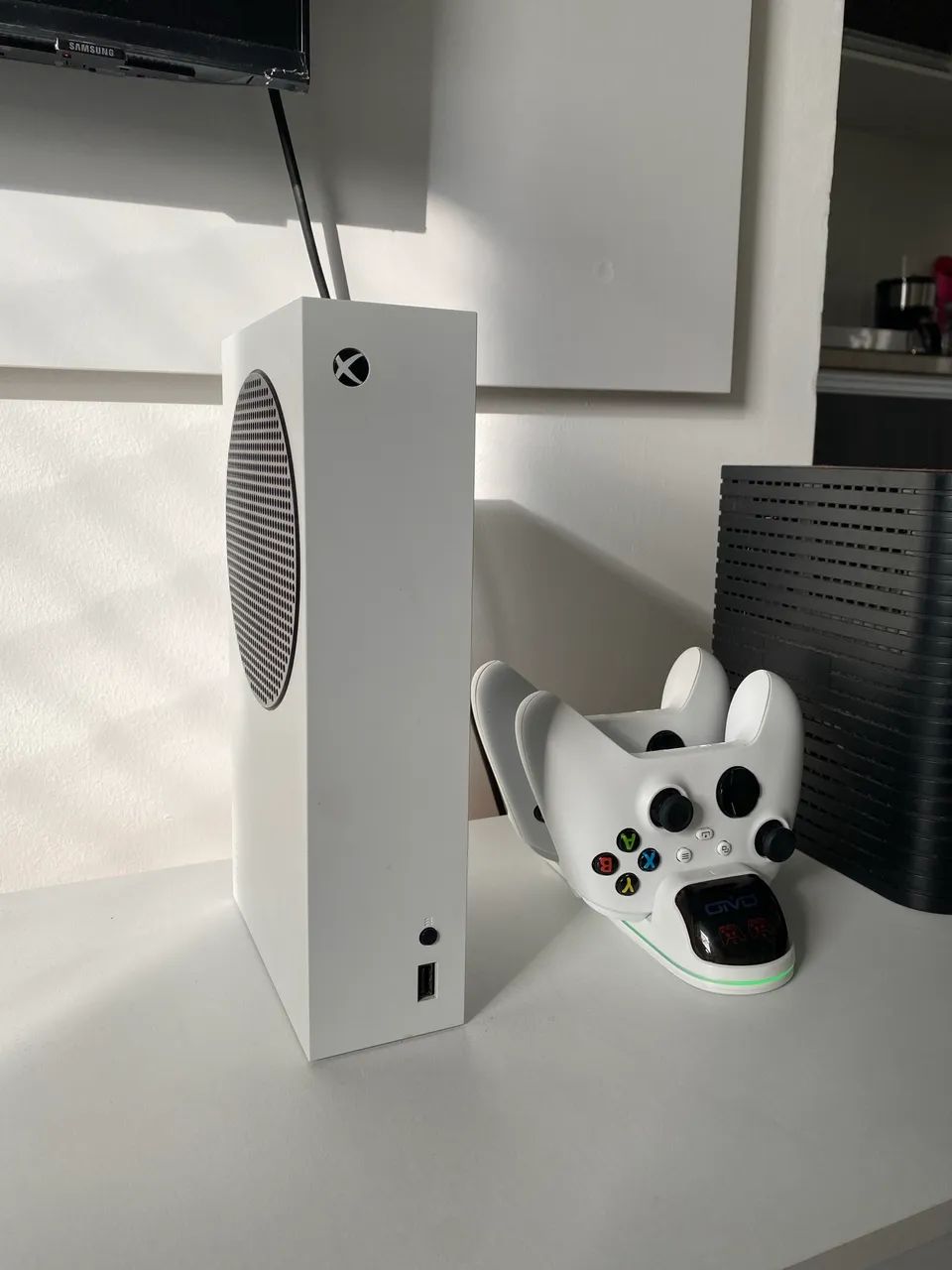 Xbox Series S + 2 controles 