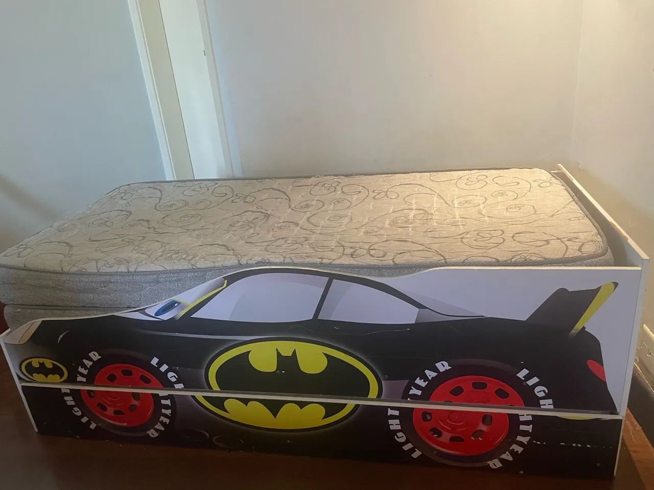 Cama Infantil com 3 colchões de solteiro 