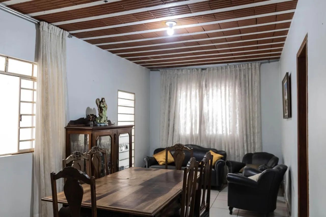 Casa à Venda - Calafate, 3 Quartos, 270 m2 - Foto 3
