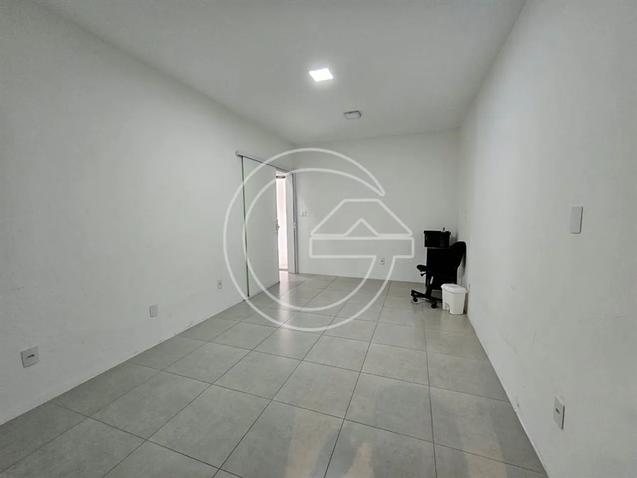 ALUGA-SE Comercial NO SOMENZARI - MARÍLIA/SP - Foto 5