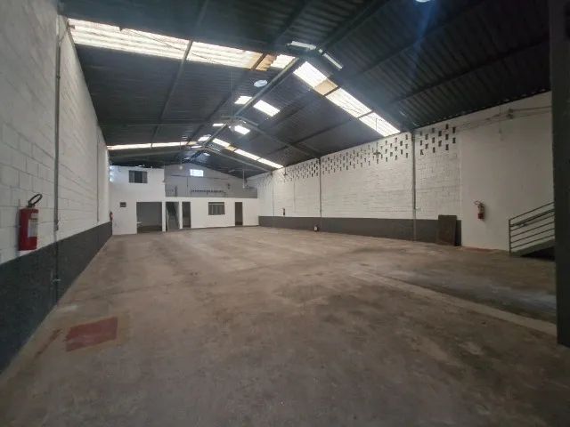 GALPÃO 460m2 - DOM BOSCO - Foto 4