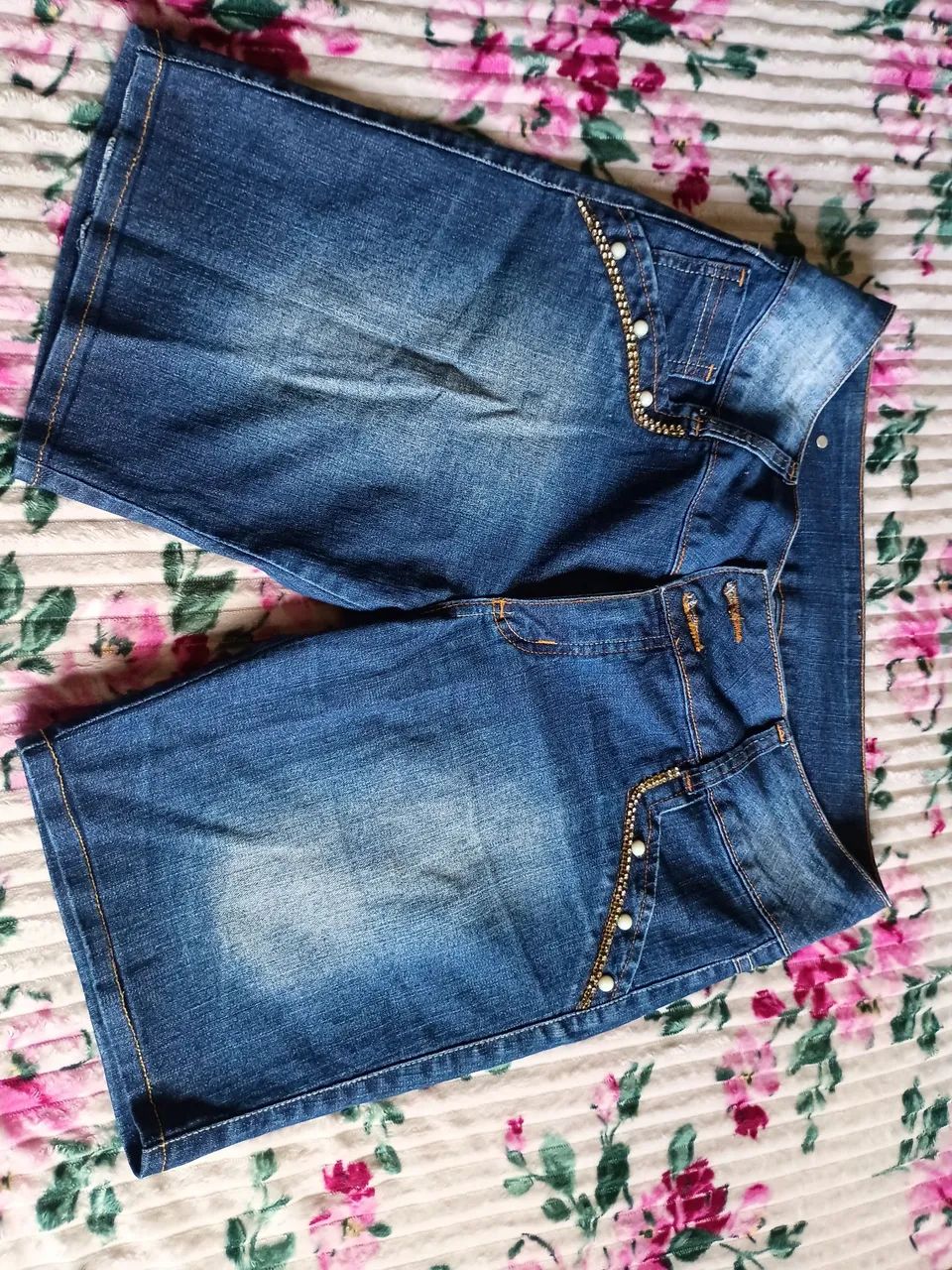Shorts jeans e calça jeans feminina 