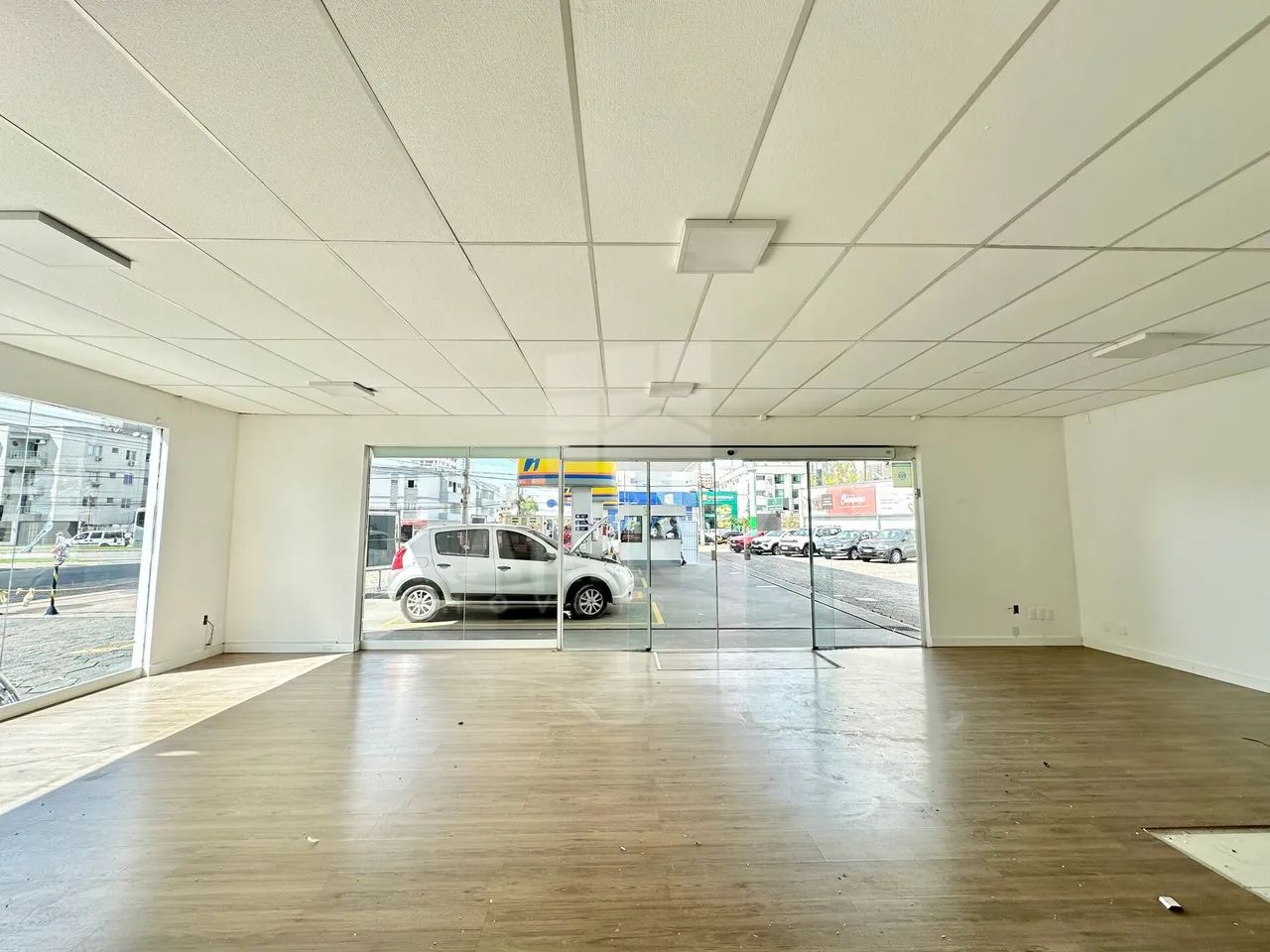 Sala Comercial Térrea para Alugar Próxima à Pró Vida - Foto 3