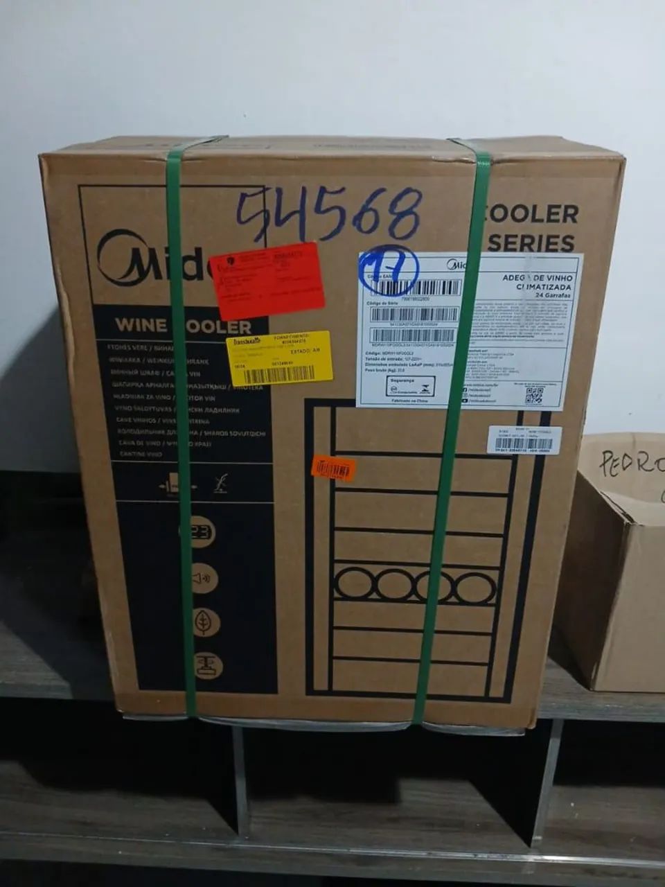 Adega Midea 24 garrafas - nova e lacrada - Foto 2