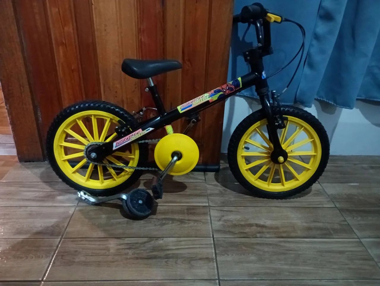 Bicicleta aro 16 