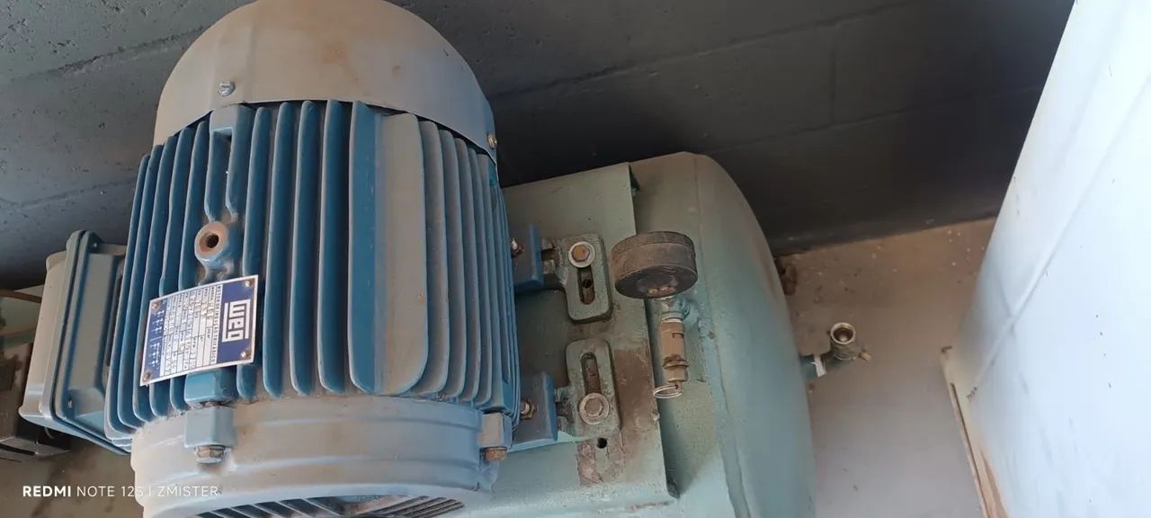 Compressor de ar de 2 cilindros em V  - Foto 3
