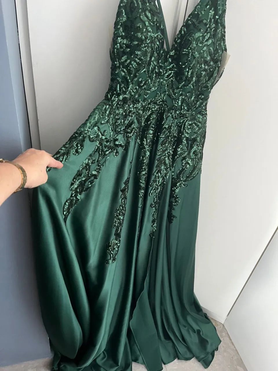 Vestido de formatura verde esmeralda  - Foto 4