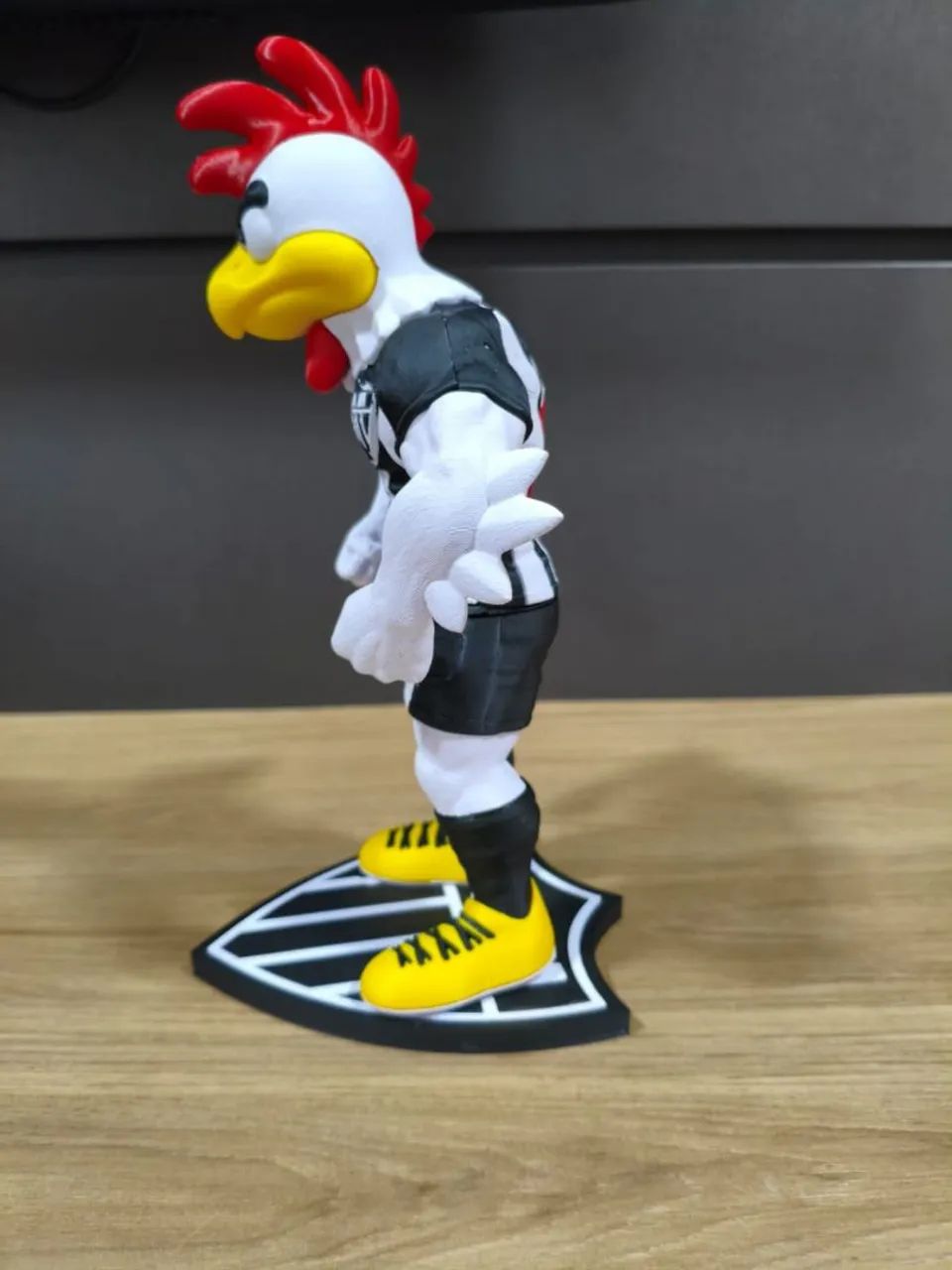 Mascote do galo 23 cm - Foto 4