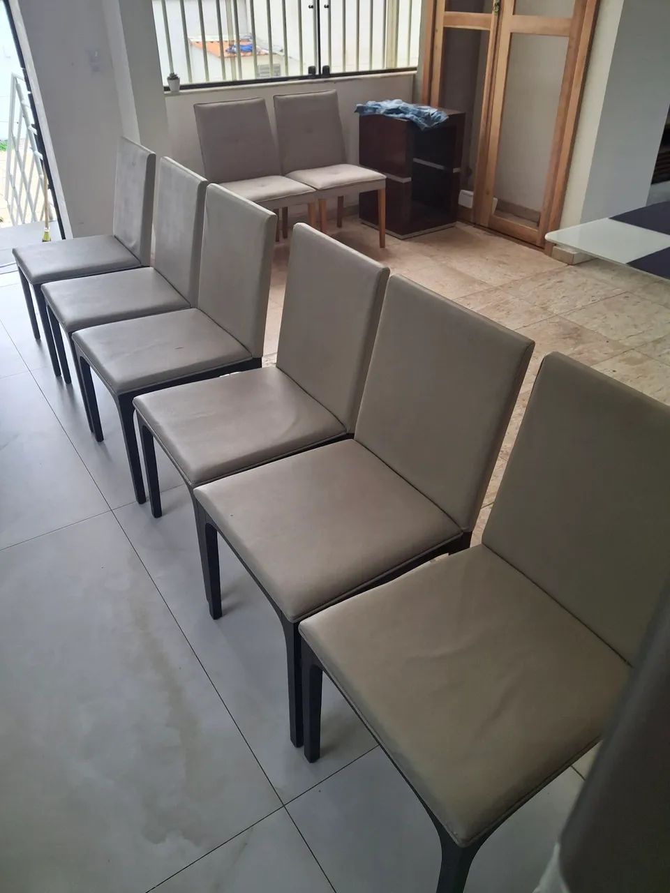 Mesa com 6 cadeiras - Foto 2