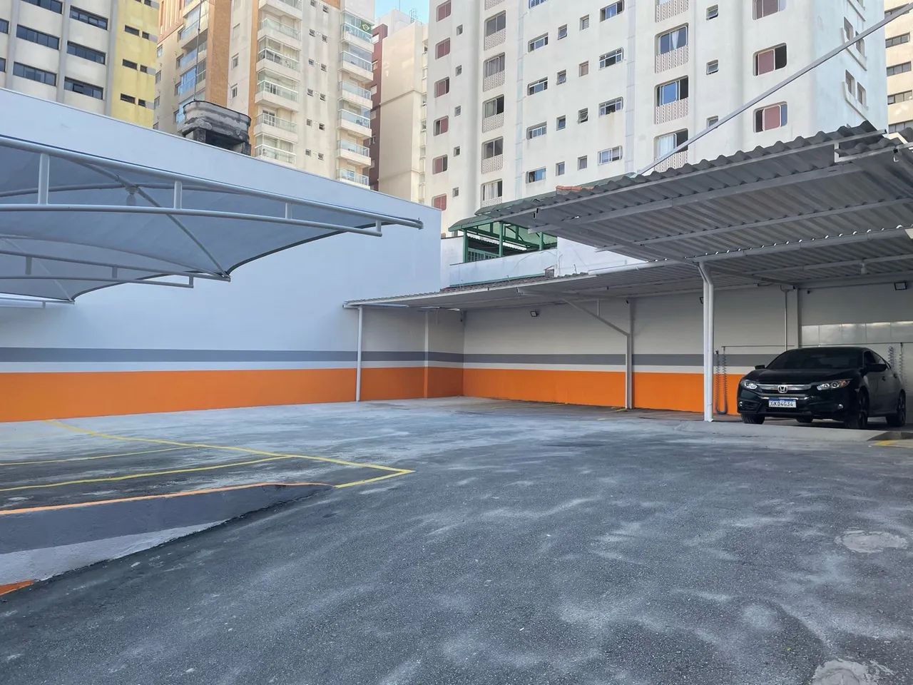Estacionamento e lavagem de autos - Foto 5