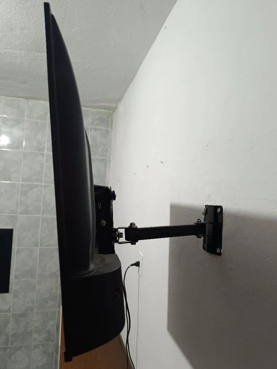 VENDE SE TV TCL SMART 32 POLEGADAS + SUPORTE DE PAREDE - Foto 3