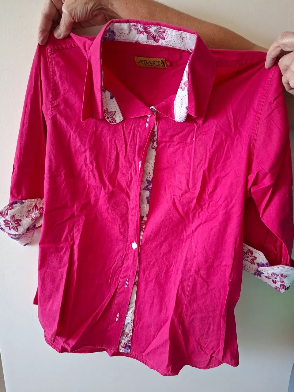 BLUSAS E SAIAS SEMINOVAS - MANDO VÍDEOS 
