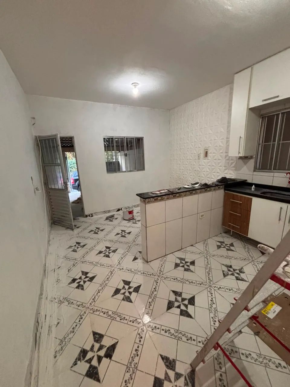 Alugo casa 