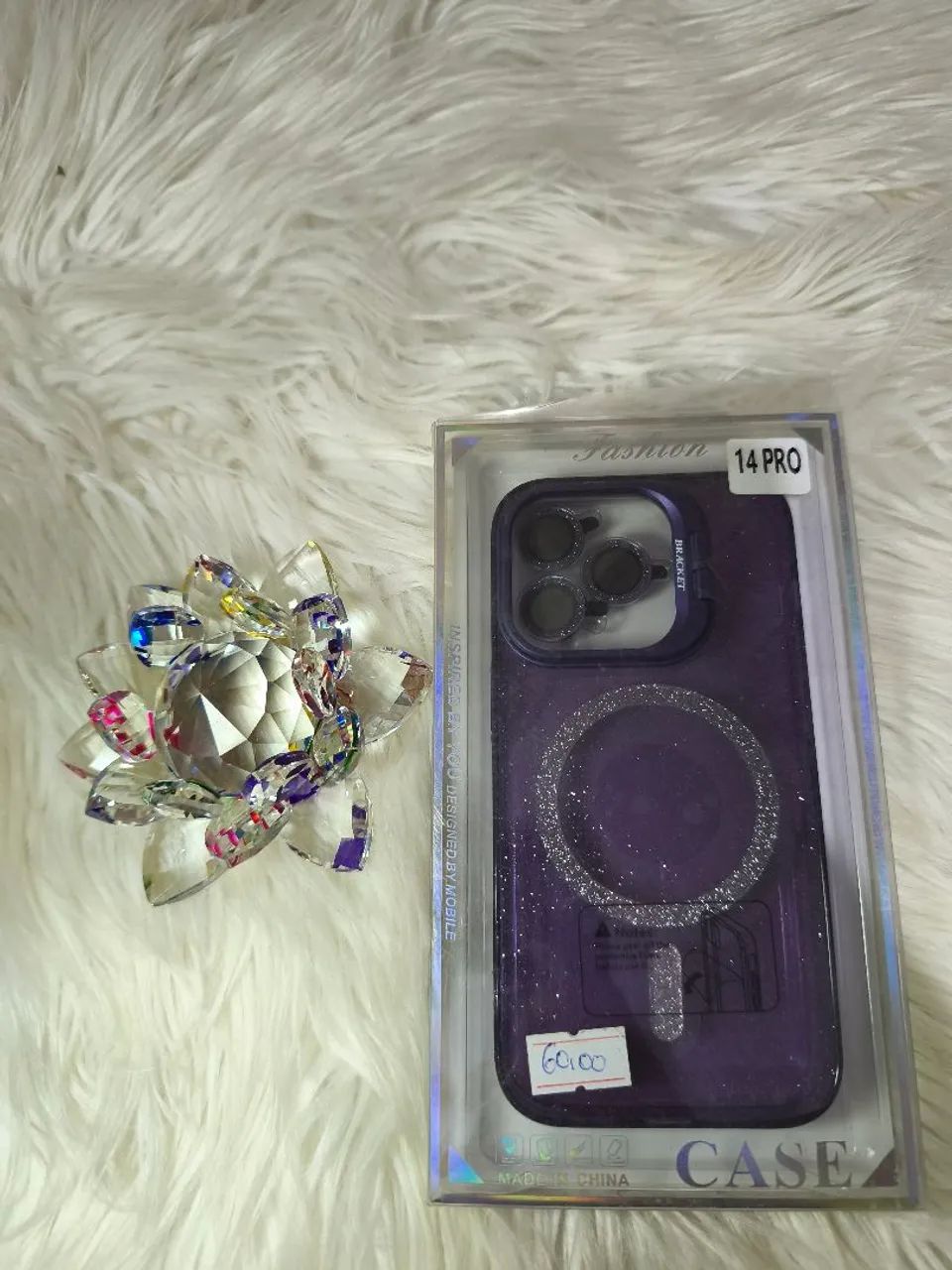Capas para iPhone com strass e design diferenciado - Foto 5