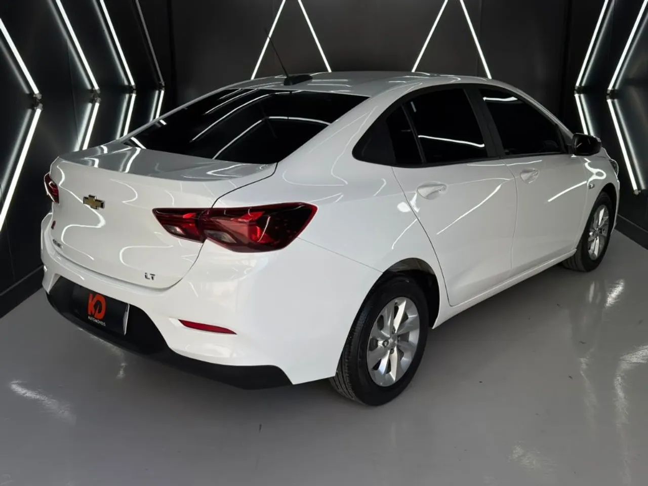 Chevrolet Onix Plus LT 1.0 12V Flex Mec. 4P 2023 - Foto 2
