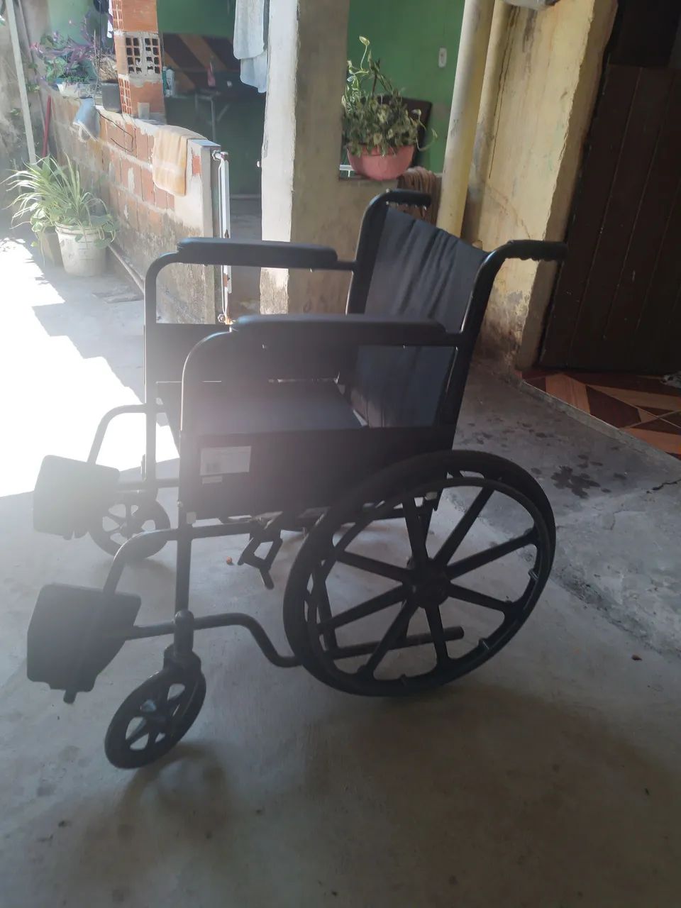 Cadeira de rodas - Foto 3