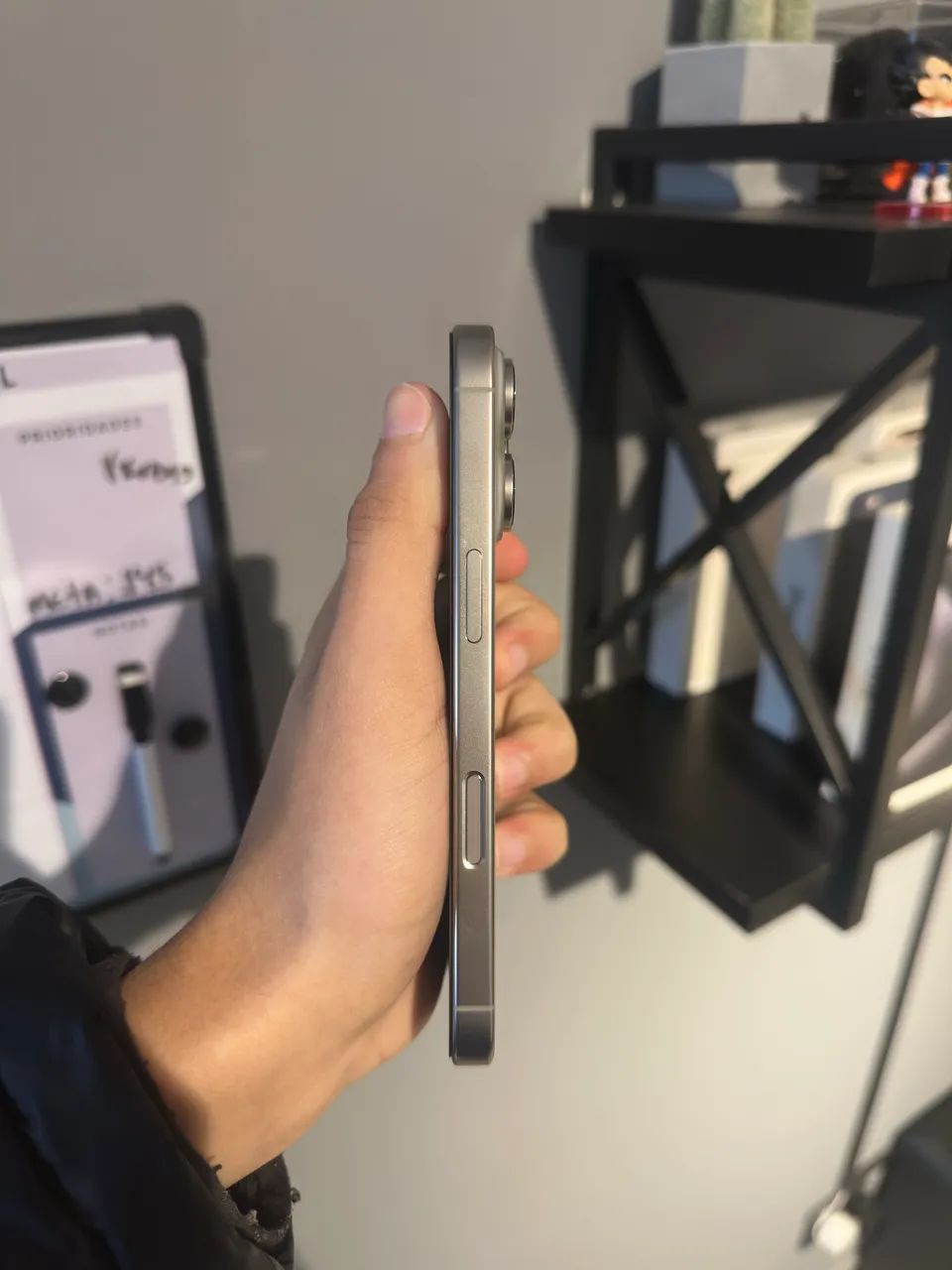 iPhone 16 Pro 128GB - Foto 3