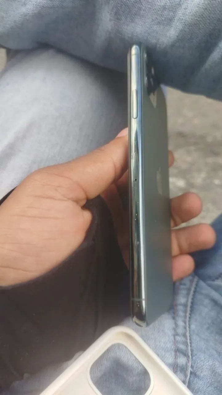 iPhone 11 Pro Max