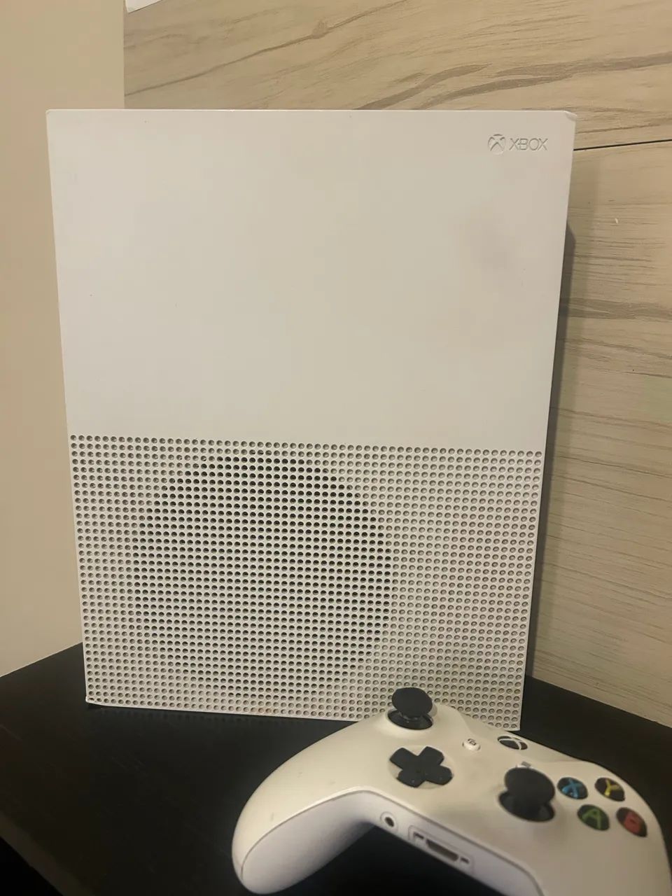 X BOX ONE S - 1 TB