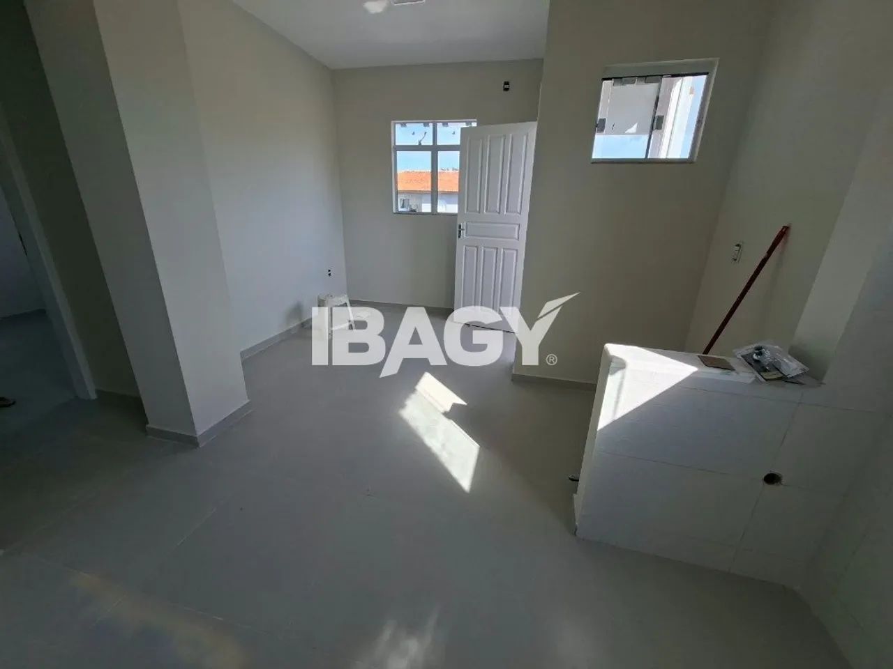 Excelente Apartamento 1 dormitório(s) em Carianos - Florianópolis - Foto 4