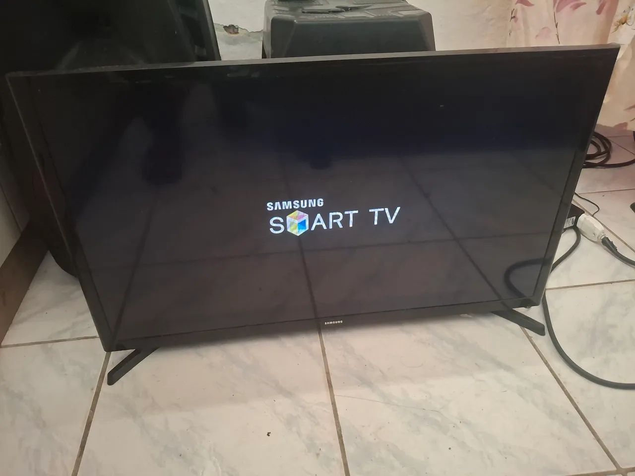 Vendo ou troco Tv Smart 32 P Samsung 