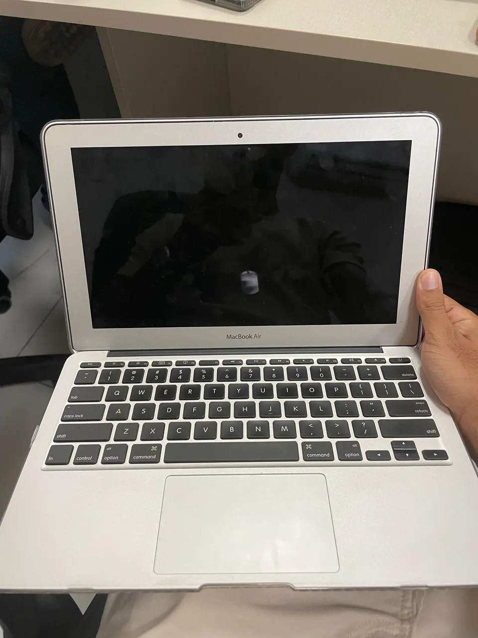 値下げ！Mac Book Air(11-inch. Mid 2011)を売ります macbook air 2011