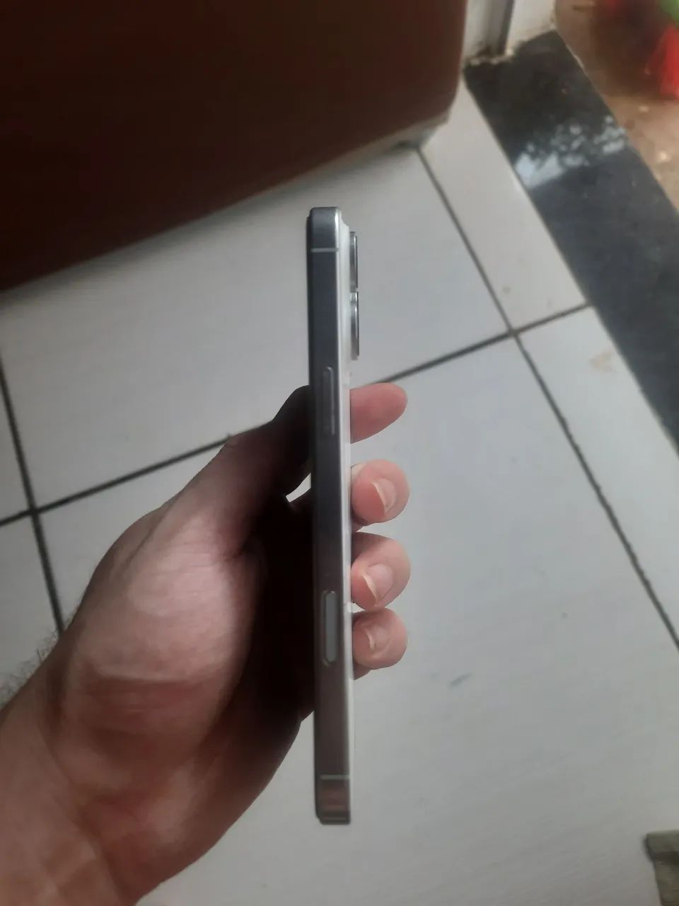 iPhone 16 pro max - Foto 2