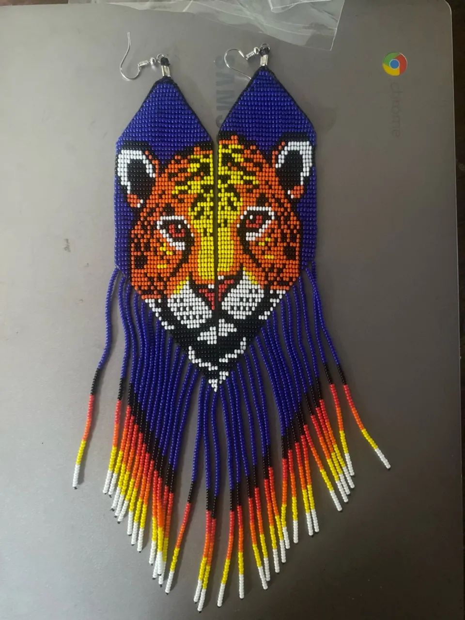 Brinco de mincagas onça. Pintada e albina.  - Foto 5