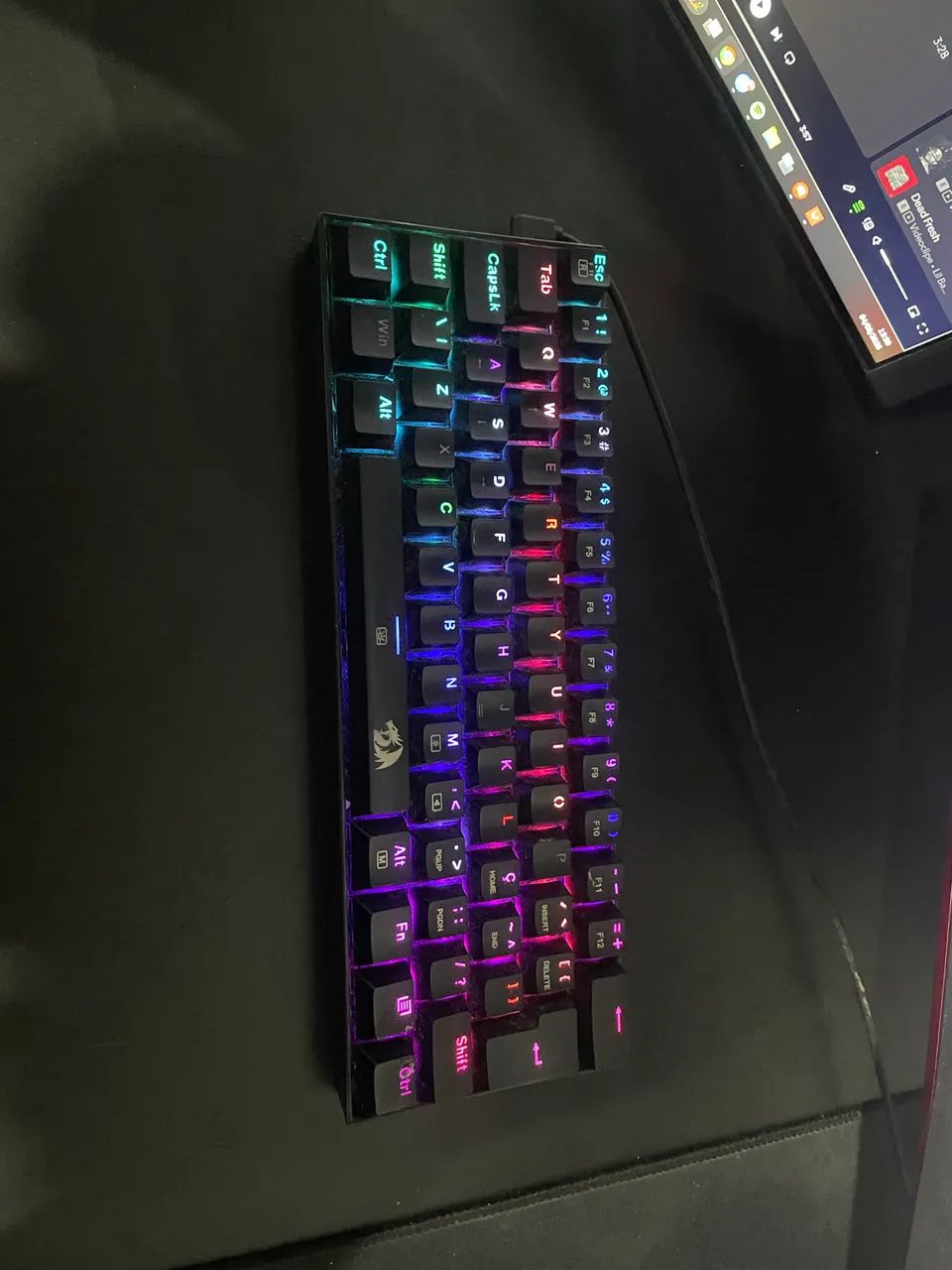 Teclado mecânico 60% K630 redragon 
