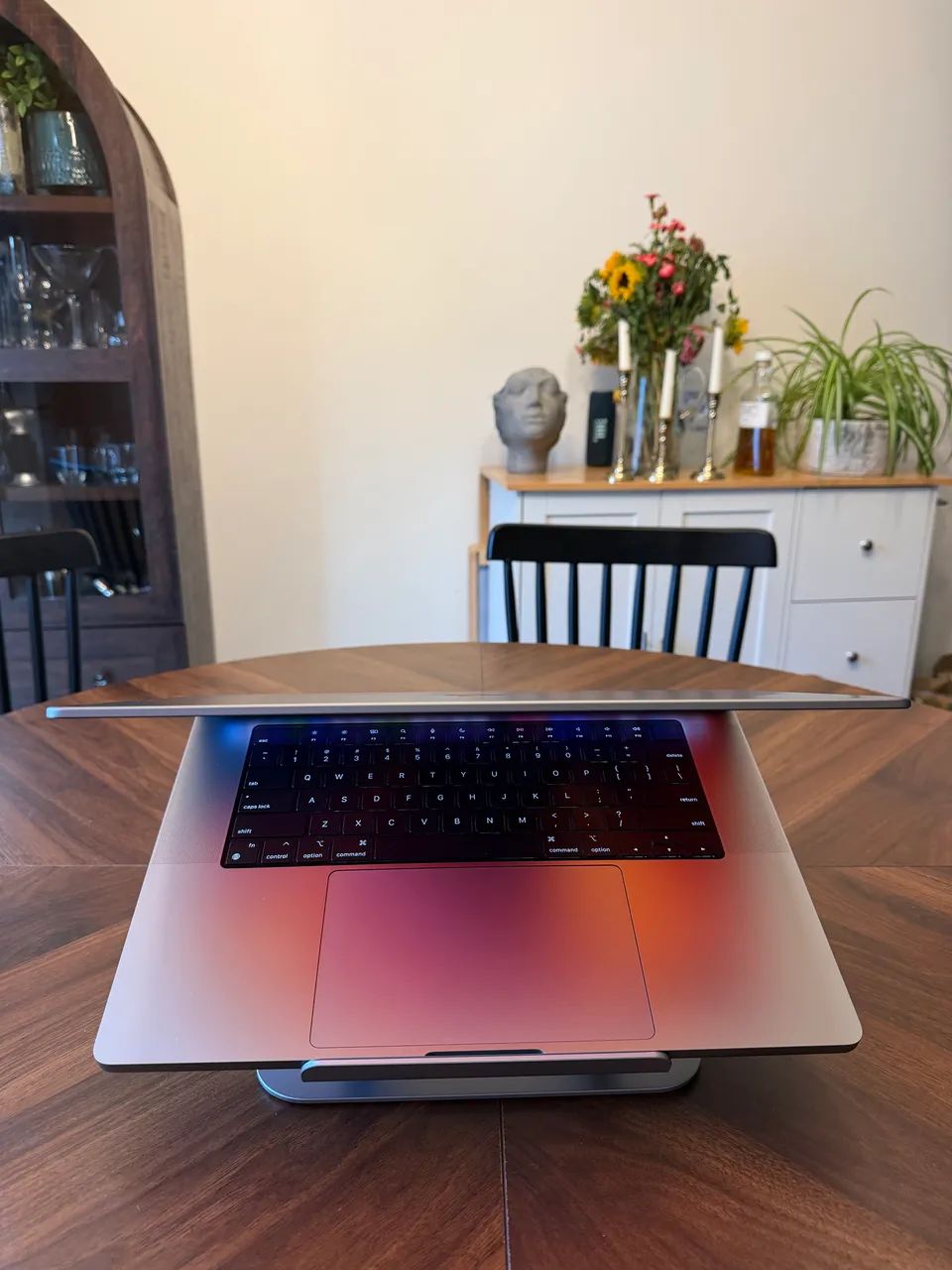 MacBook Pro 16 inch M2 Max 64GB 1TB impecável  - Foto 3