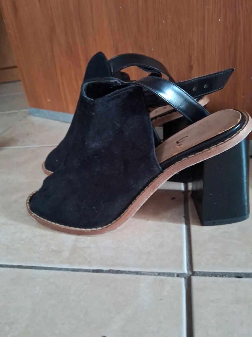 Sapatos - Foto 2