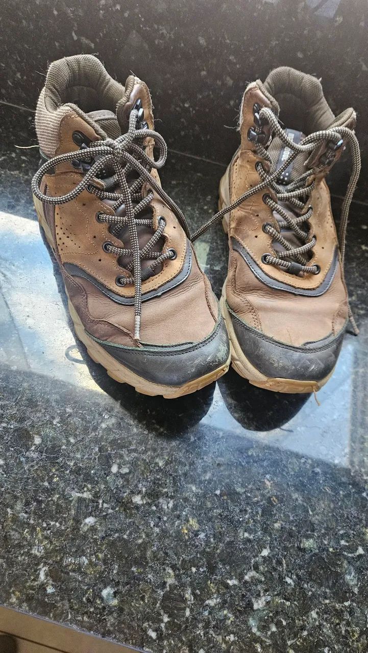 Bota macboot ótimo 41