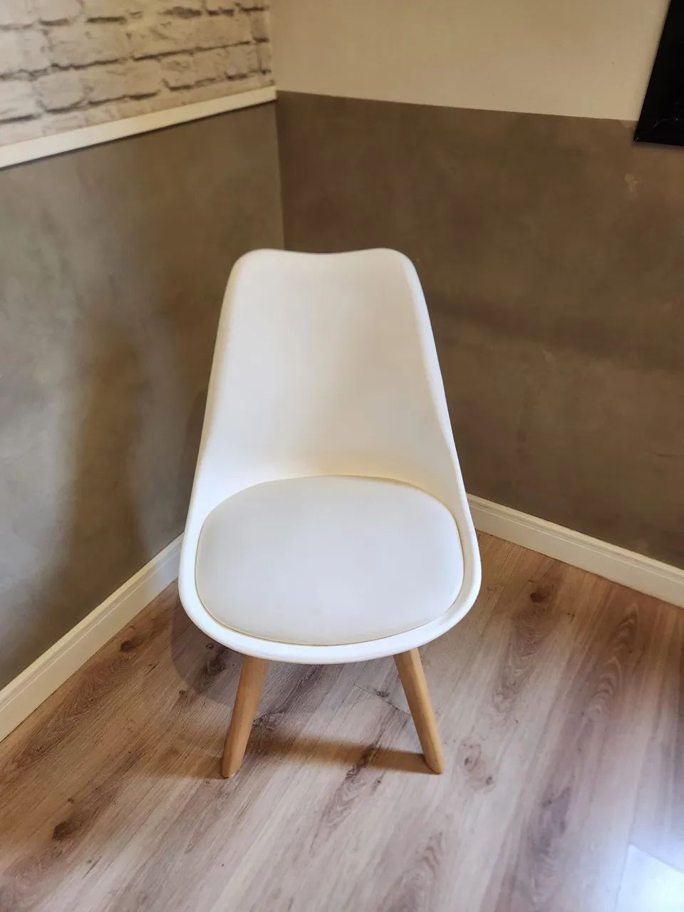 Cadeira eames wood pés de madeira