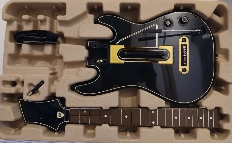 GUITAR HERO LIVE XBOX ONE - Foto 2
