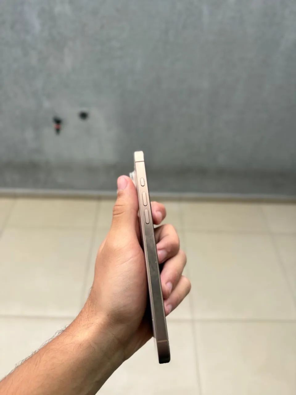 iPhone 16 Pro Max - Foto 5