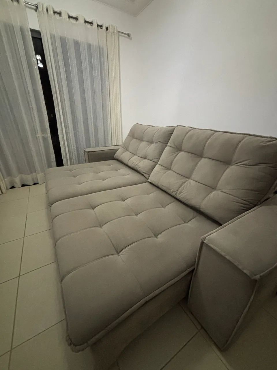 Sofá grande 4 lugares