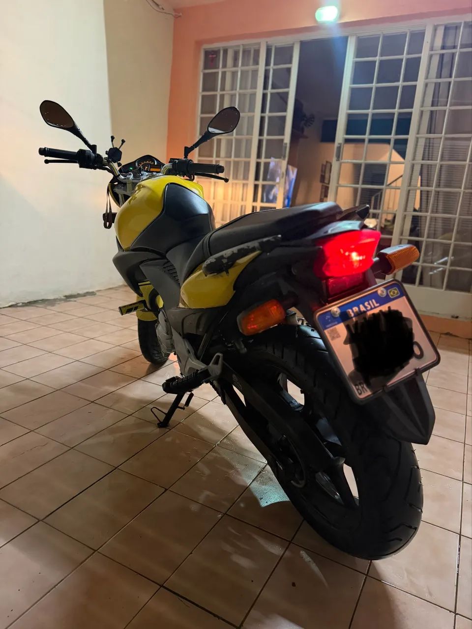 CB300 - aceita veículo de menor valor + volta - Foto 3