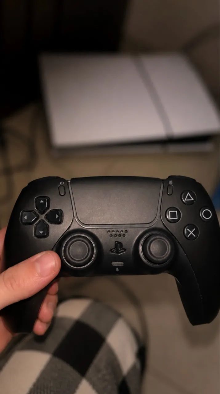 Ps5 Digital Slim + 2 Controles - Foto 2
