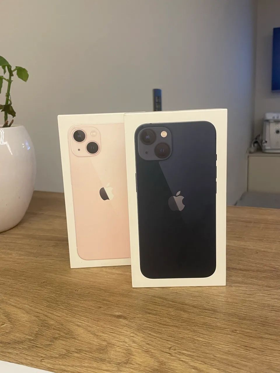 IPHONE 13 128 GB LACRADO, LOJA NO RIOMAR.