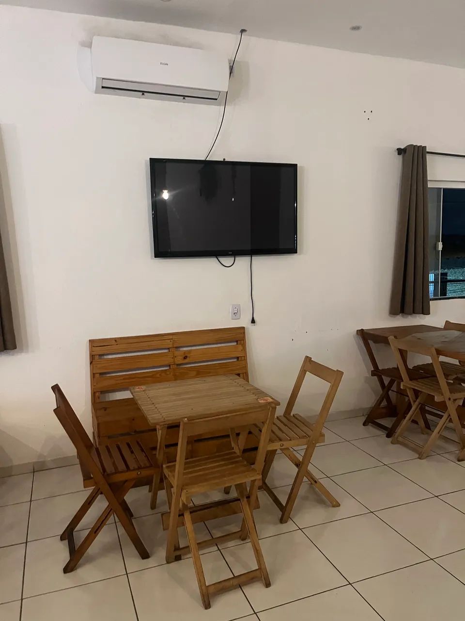 Conjunto de mesa - Foto 2