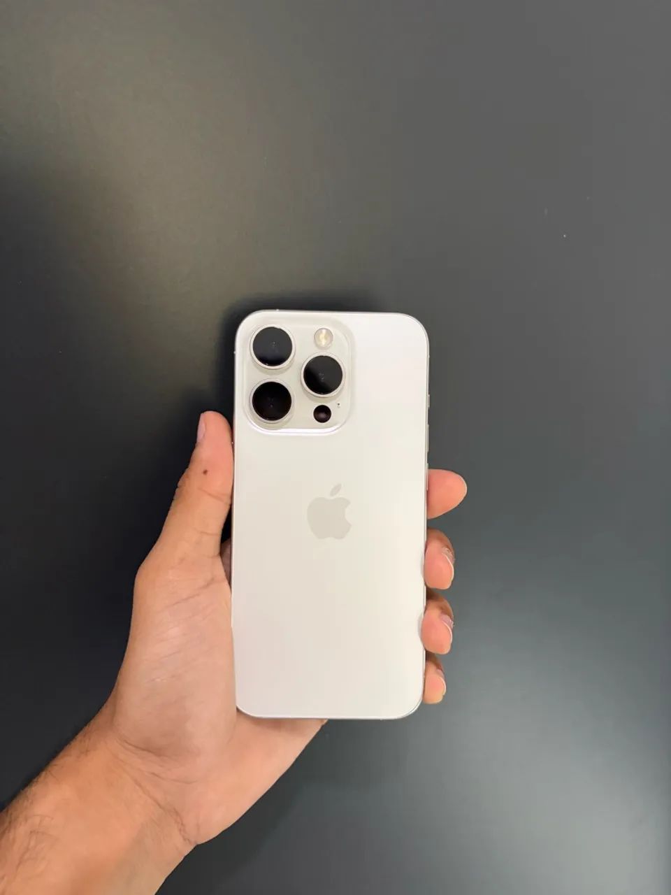 iPhone 15 Pro - Foto 4
