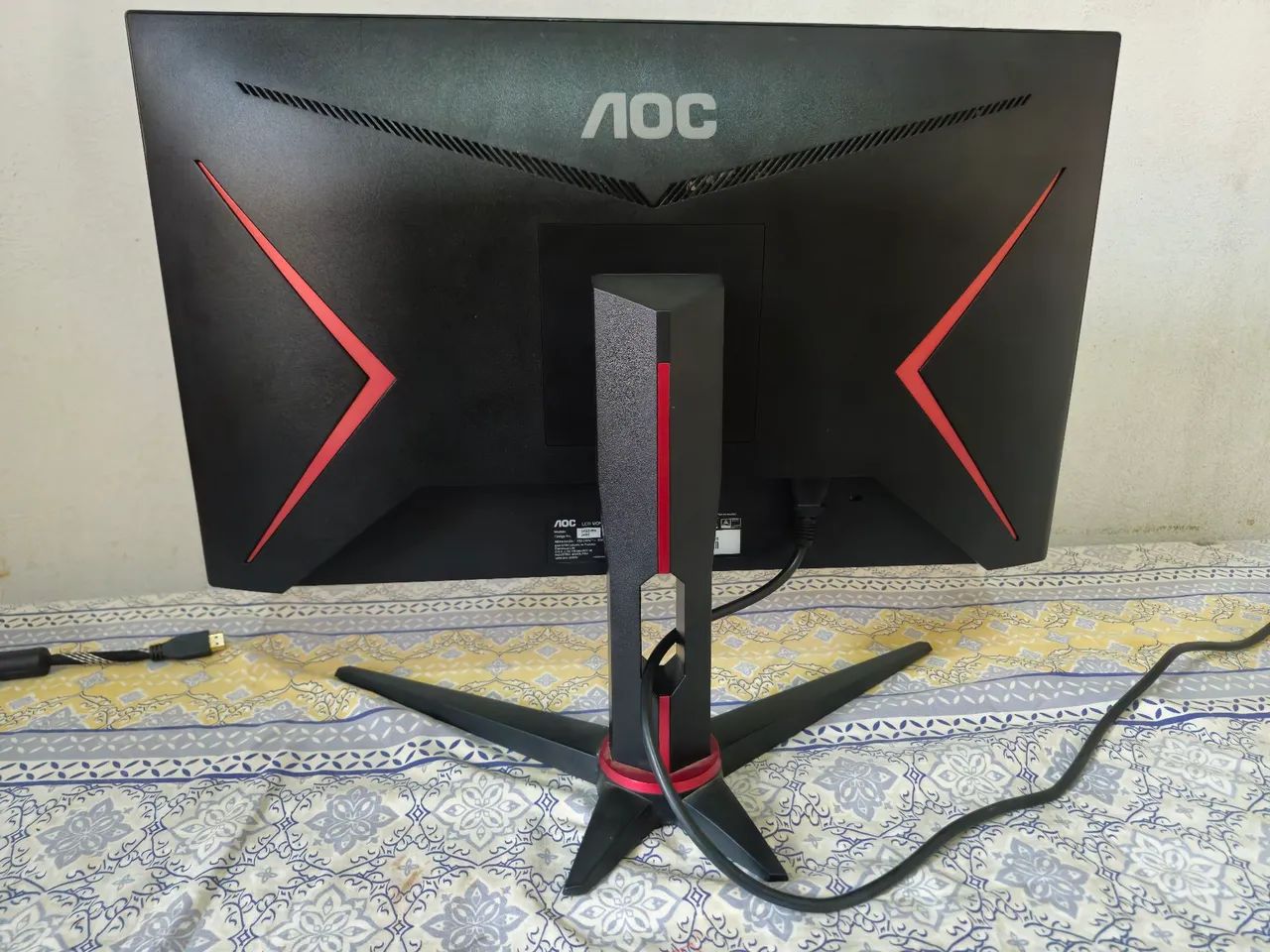 Monitor AOC 24 75Hz para retirar peça - Foto 2