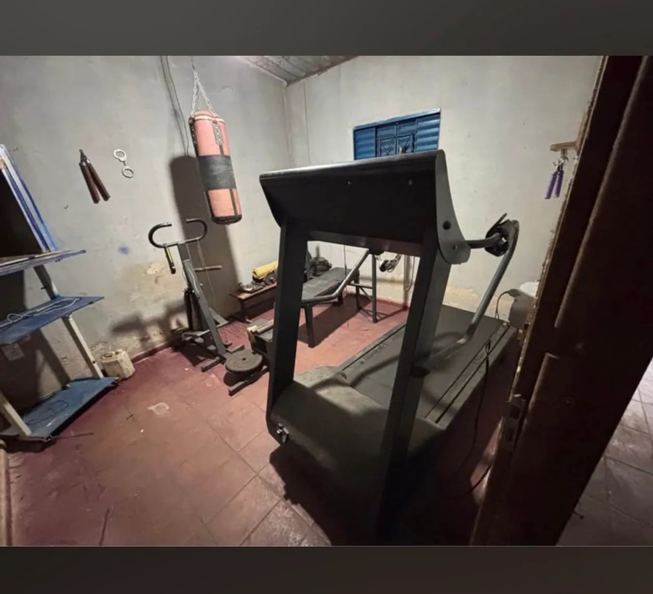 Vendo equipamento para academia 